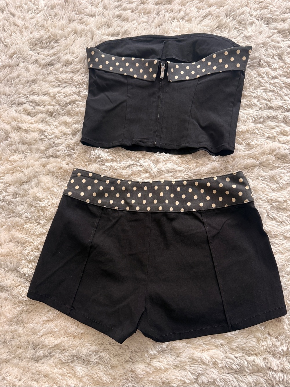 Tiger Mist Black High-Waist Shorts with Cream Polka-Dot Waistband - Picture 2 of 2